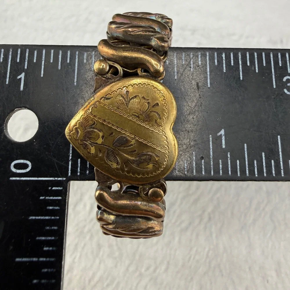 Vintage  D.F.B. Co. Carmen Expansion Bracelet WWII Sweetheart Gold Tone 5.5 READ